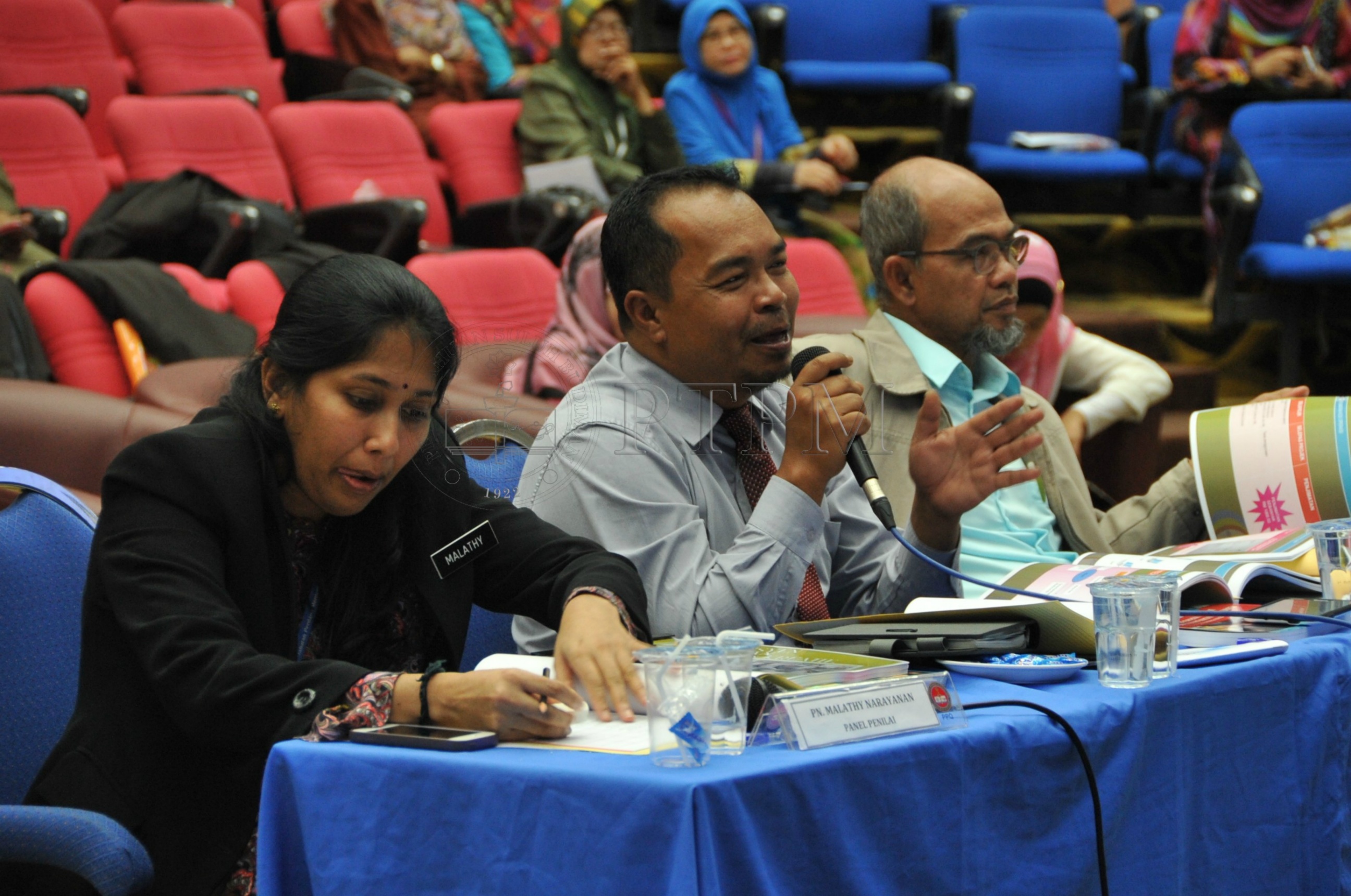 PRO 14 126 KIKPRO 2427